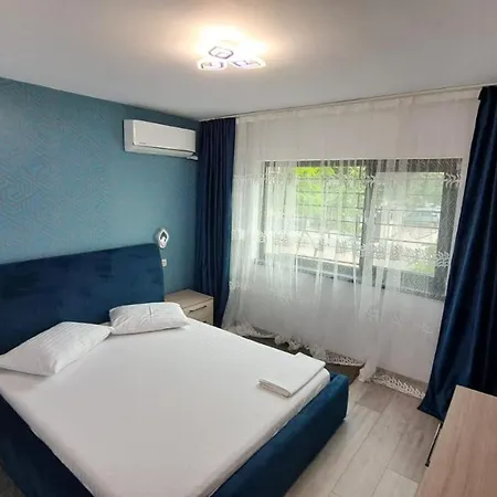 De Lux Langa Mare Si Port Turistic Mangalia, 2 Decomandate La Parter, Parcare Gratuita, Se Inchiriaza In Scop Turistic Tot Timpul Anului Apartment *