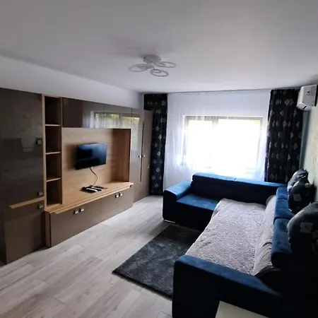 Apartamento De Lux Langa Mare Si Port Turistic Mangalia, 2 Decomandate La Parter, Parcare Gratuita, Se Inchiriaza In Scop Turistic Tot Timpul Anului